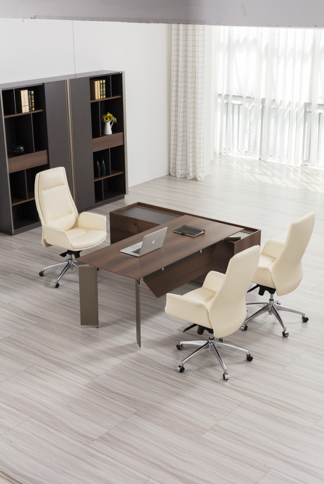Executive White Modern Leather Chair G-05A
